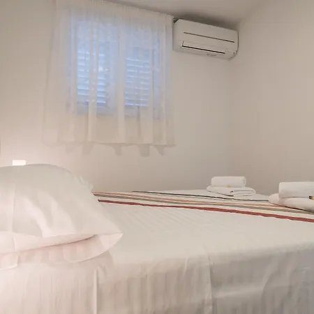 Drop In Luxury 스플리트