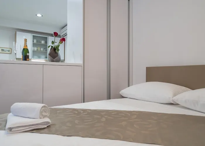 Drop In Luxury 스플리트