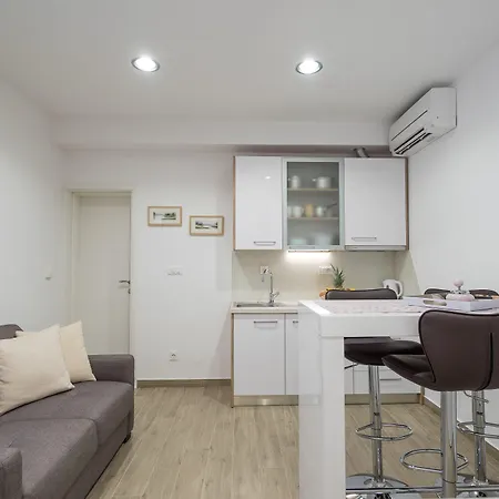 Drop In Luxury * ספליט