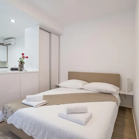 דירה Drop In Luxury