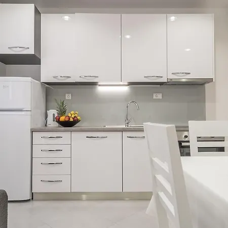 Drop In Luxury Apartament