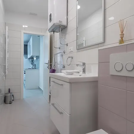 Апартаменты Drop In Luxury *